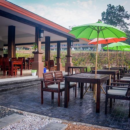 Phu Chom Mork Resort サンクラブリー エクステリア 写真