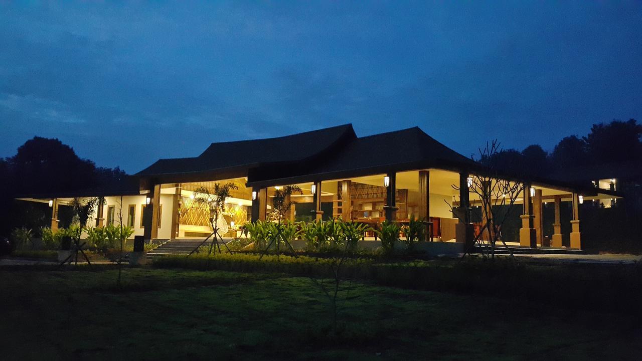 Phu Chom Mork Resort サンクラブリー エクステリア 写真