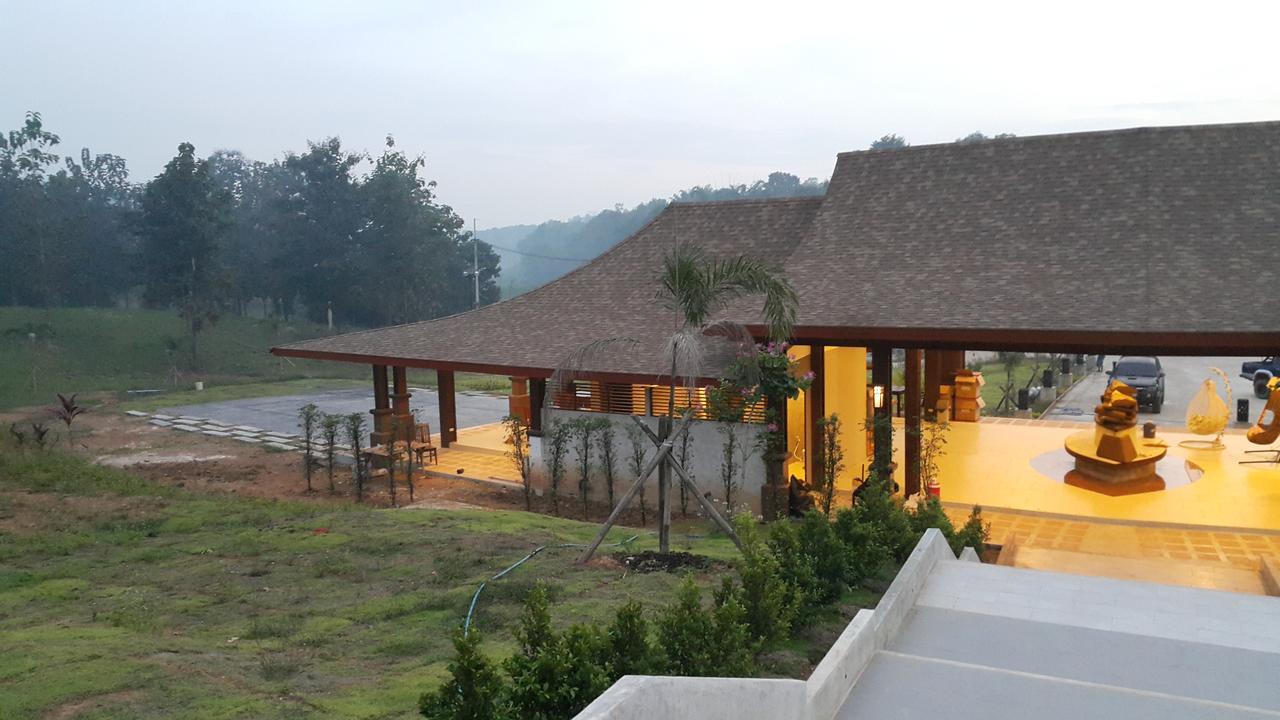 Phu Chom Mork Resort サンクラブリー エクステリア 写真