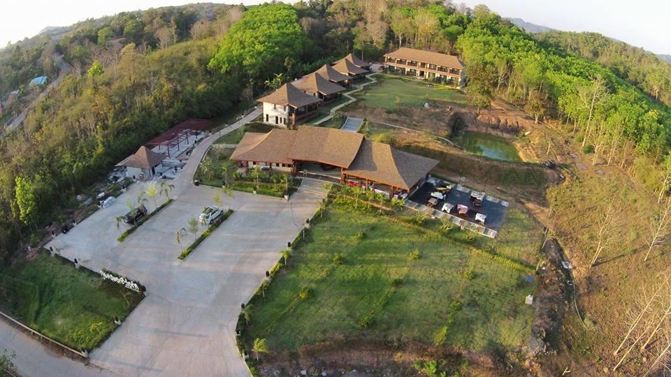 Phu Chom Mork Resort サンクラブリー エクステリア 写真